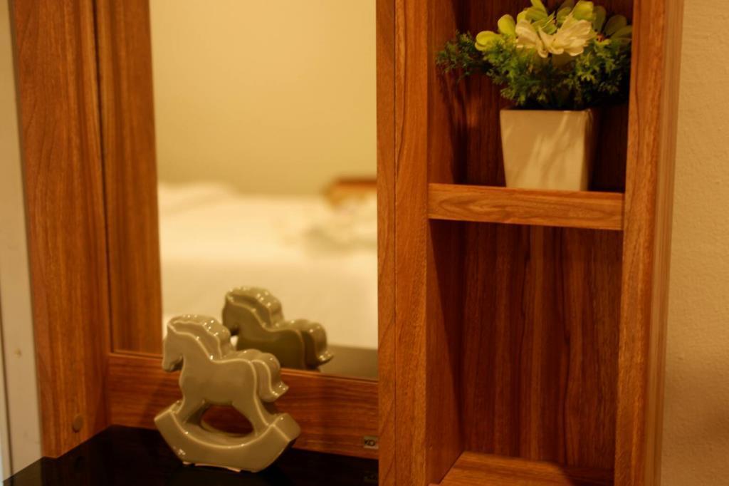 Serene Hostel Nimman Чиангмай Екстериор снимка
